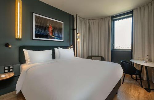 Reims City Centre Hotel | Pet-Friendly Radisson Hotel Reims with Top Reviews