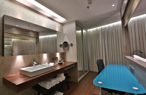 Vila Olimpia Hotel | Relax at Radisson Hotel Vila Olimpia - 4-Star Comfort & Spa
