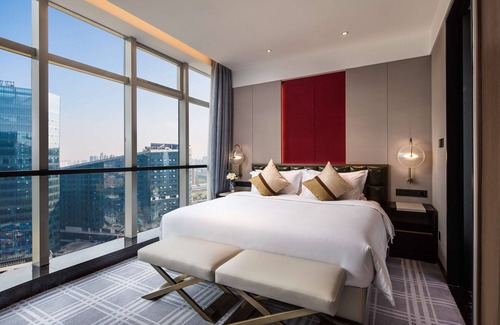 Beilun Hotel | Discover Radisson Ningbo Beilun: Family-Friendly Retreat