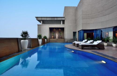 Noida Hotel | Discover Radisson Noida: 5-Star Stay with Spa & Ocean Views
