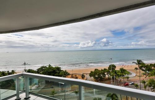 Boa Viagem Hotel | Stylish Radisson Recife: Oceanfront Retreat with Pool & Dining