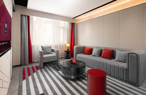 Tongzhou Hotel | Discover Radisson RED Beijing Universal Resort Gateway