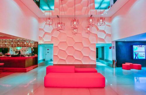Campinas Hotel | Modern Radisson RED Campinas: Pet-Friendly with Pool & Spa