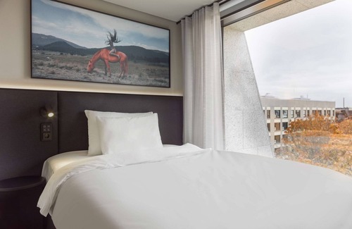 Kaisaniemi Hotel | Discover Radisson RED Helsinki: 4-Star Stay with Spa & Dining