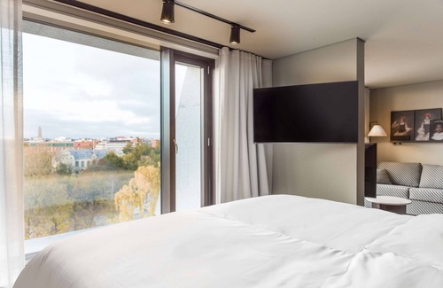 Kaisaniemi Hotel | Discover Radisson RED Helsinki: 4-Star Stay with Spa & Dining