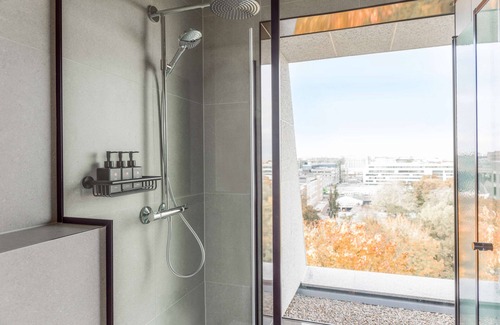 Kaisaniemi Hotel | Discover Radisson RED Helsinki: 4-Star Stay with Spa & Dining