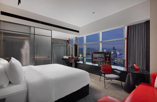 Xiangzhou District Hotel | Discover Comfort at Gongbei Port Radisson Hotel