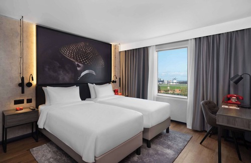 Lowfield Heath Hotel | Stylish Radisson RED Near Gatwick Airport with Top Amenities