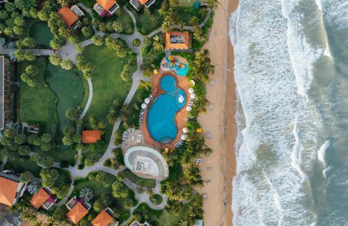 Phan Thiet Hotel | Excellent Stay at Radisson Resort Phan Thiet with Ocean Views
