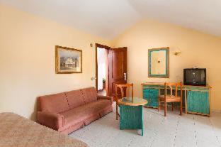 Puerto de la Cruz Hotel | Discover Parque San Antonio: Family-Friendly with Pool & Dining