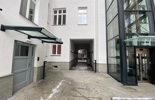 Powisle Apartment | Family-Friendly Getaway at Radna Stay with Great Reviews