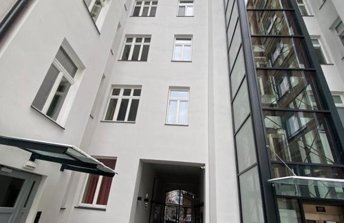 Powisle Apartment | Family-Friendly Getaway at Radna Stay with Great Reviews