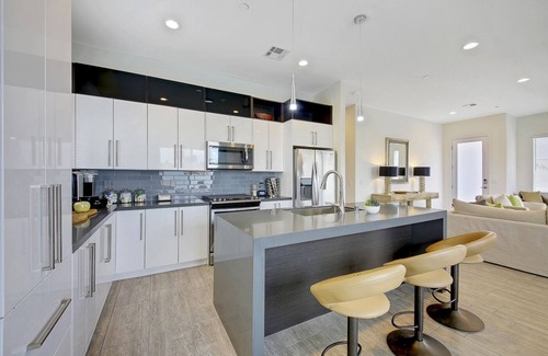 La Quinta Cove House | Rae's at La Quinta Cove | Guest Rated 10/10 with Ocean View