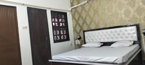 Nagpur House | Pet-Friendly Raen Basera Home Stay for Family Getaways
