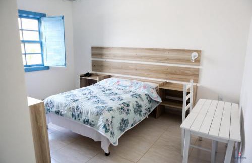 Perozinho Hotel | Discover Rafa's Pousada Encantos de Minas with Pool & Pets!