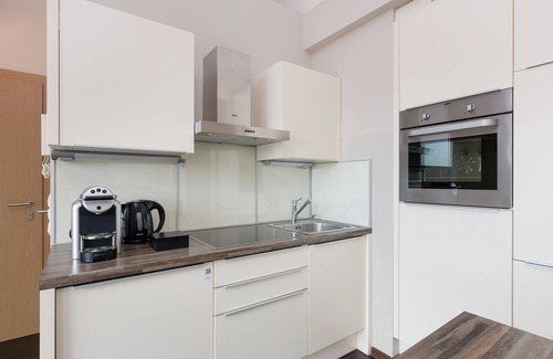 Wahring Apartment | Elegant Rafael Kaiser Premium Apartments with Breakfast & More