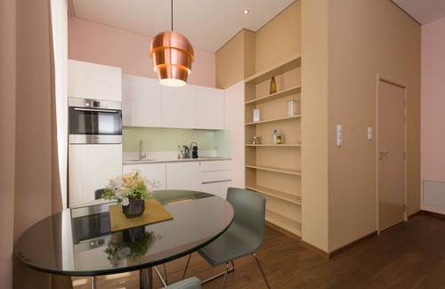 Wahring Apartment | Elegant Rafael Kaiser Premium Apartments with Breakfast & More