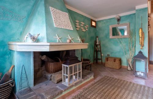 Sos Alinos Apartment | Cozy Taverna with Oceanfront Views and Pet-Friendly Charm