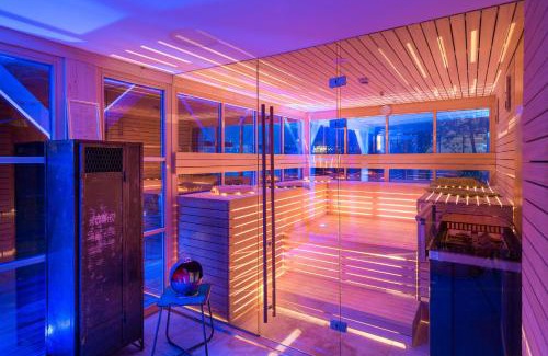 Sankt Anton am Arlberg Ski Chalet | Delightful Raffl's Sweet Little Home: Pet-Friendly Retreat