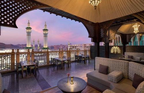 Mecca Hotel | Elegant Relaxation at Raffles Makkah Palace - 5 Star Stay