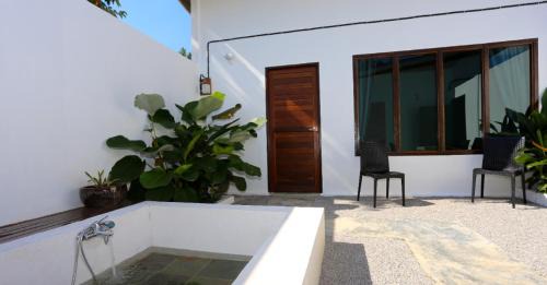 Lundu Resort | Comfort at Rafflesia Resort with Breakfast and Hot Tub