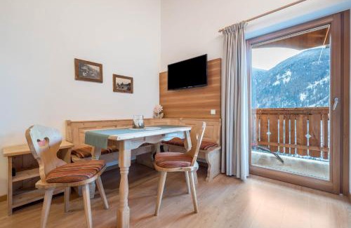 Luson Apartment | Guest Rated: 9.8 - Family-Friendly Apartments in Italy