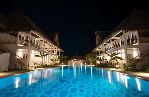 Watamu Villa | Top-Rated Rafiki Tamu Resort with Pool & Family Amenities