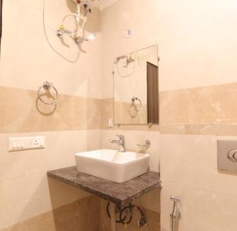 Bara Banki Resort | Discover Raga's Resort: Pet-Friendly & Family Welcome Stay