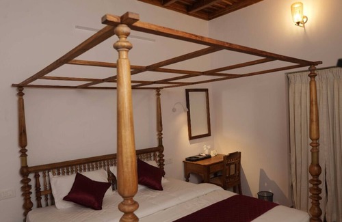 Kadakkarappally Resort | Ragas Marari Beach Villa