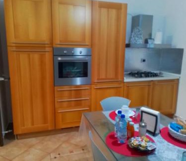 Montefiascone House | RAGGIO DI LUNA: Oceanfront Bliss with 9.6 Guest Rating