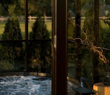 Kolka House | Experience Ragnar Glamp Pitrags Lux: 10/10 Oceanfront Retreat