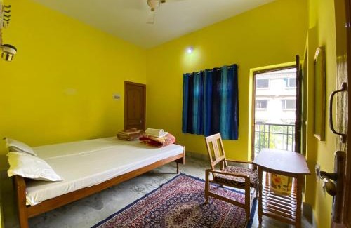 Bodh Gaya House | Rahul Guest House: Pet-Friendly Stay with Breakfast Included