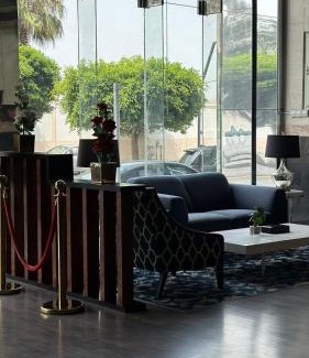 Baljurashi Apartment | Pet-Friendly Stay at Rahwan Palace with Top Amenities