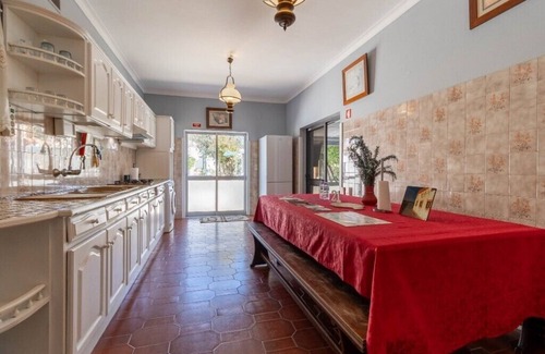 Idanha-a-Nova Cabin | Inviting Raiano C1 Bed Hostel with Spa & Breakfast in Idanha