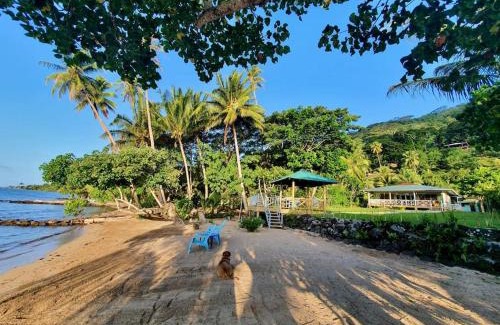 Opoa House | Beachfront Fare Rêvé: Family-Friendly Paradise in Raiatea