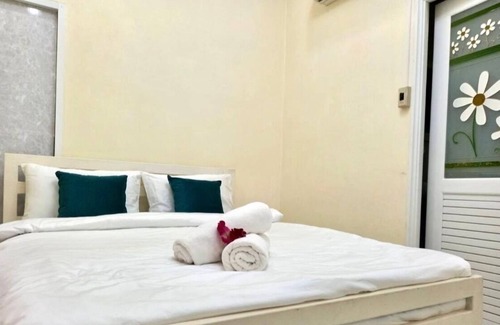 Bo Phloi Hotel | Family-Friendly Raikhunmon: Enjoy Complimentary Breakfast