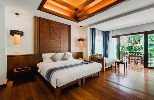 Krabi Resort | Railay Village Resort: Scenic Ocean Views and Poolside Relaxation