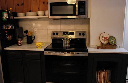Rockhill Furnace House | Railroad Retreat house n4 bedrooms, 2 Bath, Steps from East Broad Top Railroad