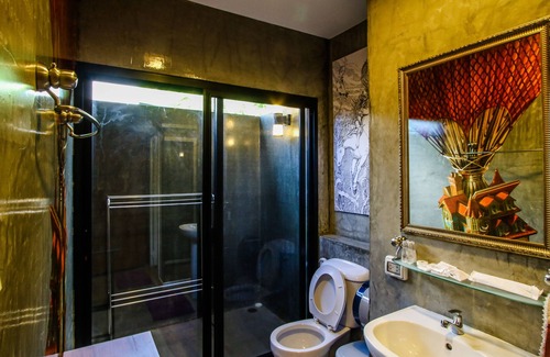 Phaya Yen Hotel | Experience Rain Tree Khao Yai Hotel: Pool & Dining Delight