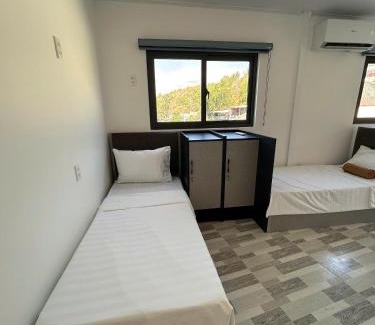 East Ham Tien Beach Cabin | Rainbow Beach Mũi Né - Homestay & Coffee