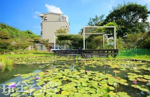 Sanzhi House | Discover Rainbow Bridge B&B: Rated 9.3 with Breakfast Included