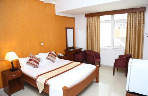 Kisutu Hotel | Rainbow Hotel: Pet-Friendly Stay with Cozy Amenities