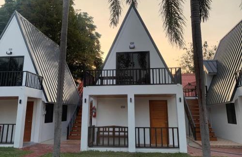 Kamphaeng Phet Resort | Relax at Rainbow House Resort - Guest Rated 7.4/10