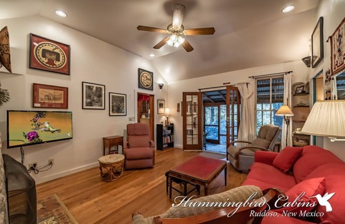 Ruidoso Cabin | Rainbow Oaks 'Free from Disturbance' a quiet haven on 3 acres and PET FRIENDLY