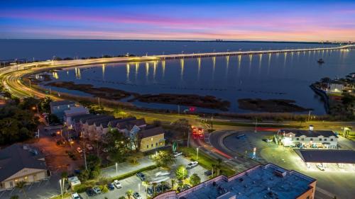 Southeast Pensacola House | Family-Friendly Stay at Rainbow Row - 4-Star Guest Favorite