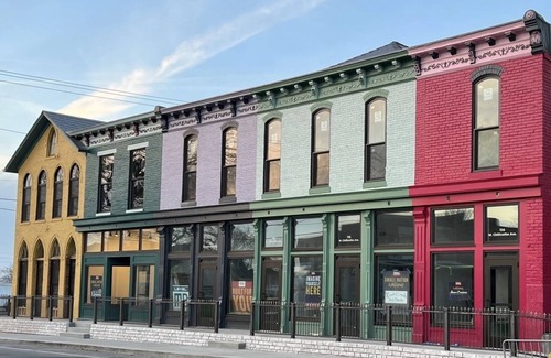 Bellefontaine Apartment | Unforgettable Stay at RainbowRow: The Caliente Flat