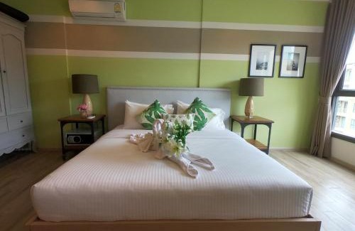 Cha-am Apartment | Discover Raincondo Ampere: Oceanfront Poolside Retreat