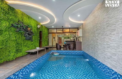 Thiruvananthapuram Villa | Experience StayVista at Raindrops: Private Pool & Gym