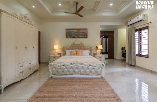 Thiruvananthapuram Villa | Experience StayVista at Raindrops: Private Pool & Gym