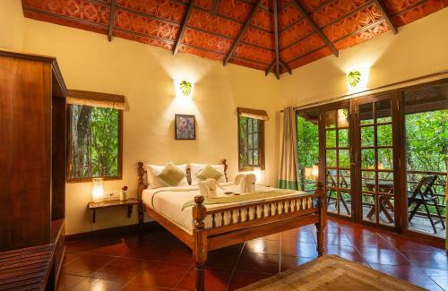 Sulthan Bathery Resort | Cozy Raindrops Resorts: Oceanfront Bliss & Family Amenities